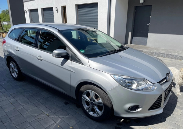 Ford Focus cena 22900 przebieg: 139000, rok produkcji 2011 z Drezdenko małe 67